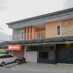 RedDoorz Syariah near RS Mitra Keluarga Tegal