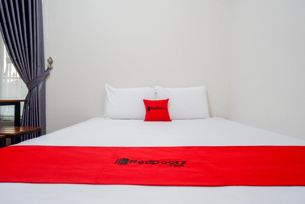 Hotel Reddoorz Syariah Near Rs Mitra Keluarga